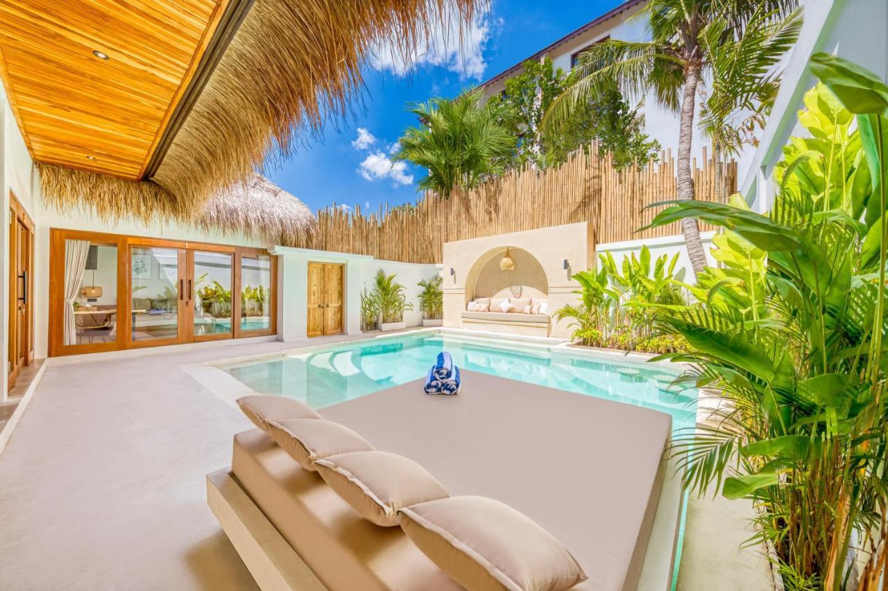 Villa Waikiki - Brand New 4bdr With Huge Pool Seminyak (Bali)
