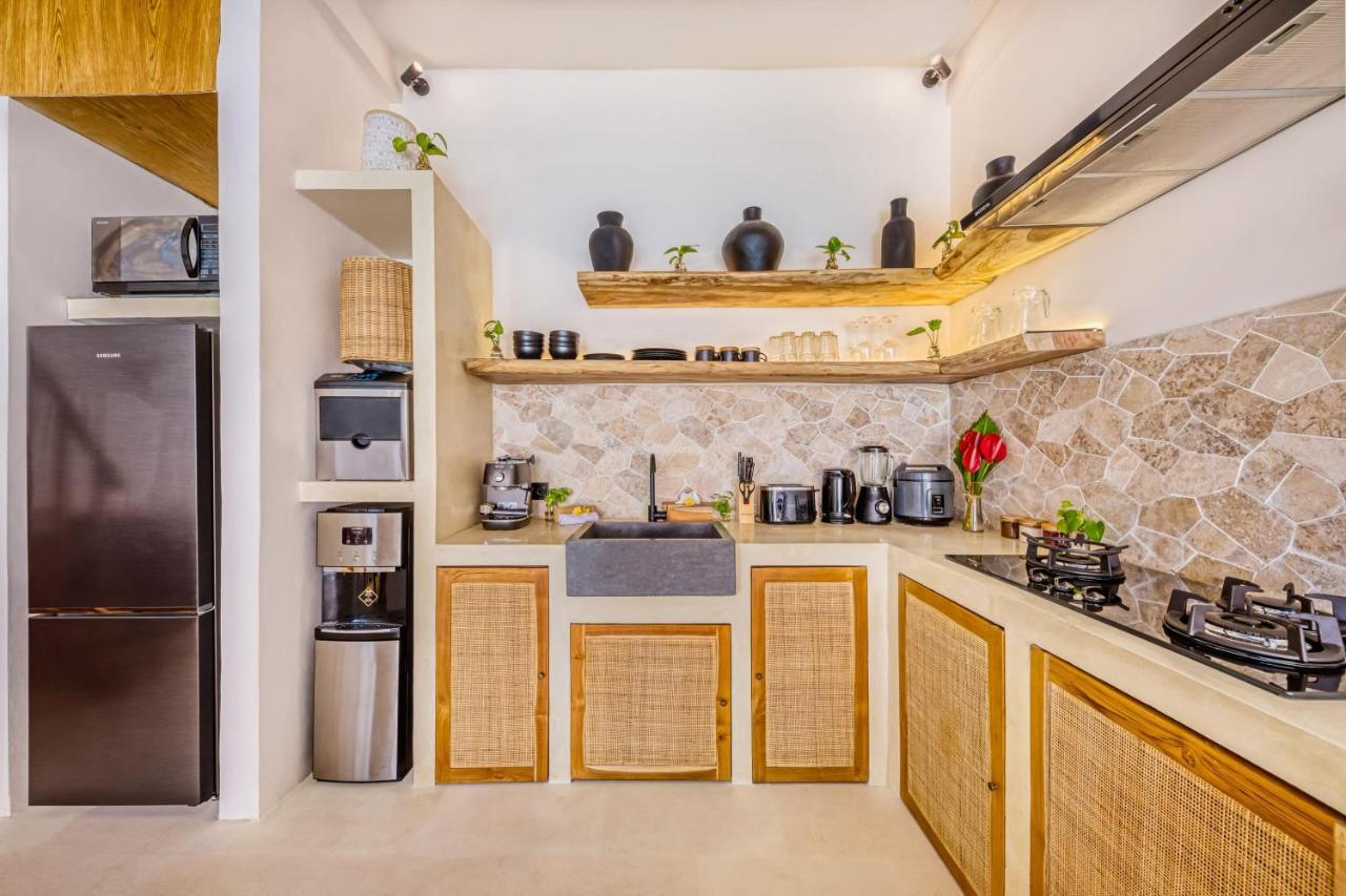 Waikiki - Brand New 4bdr With Huge Pool Villa Seminyak (Bali)