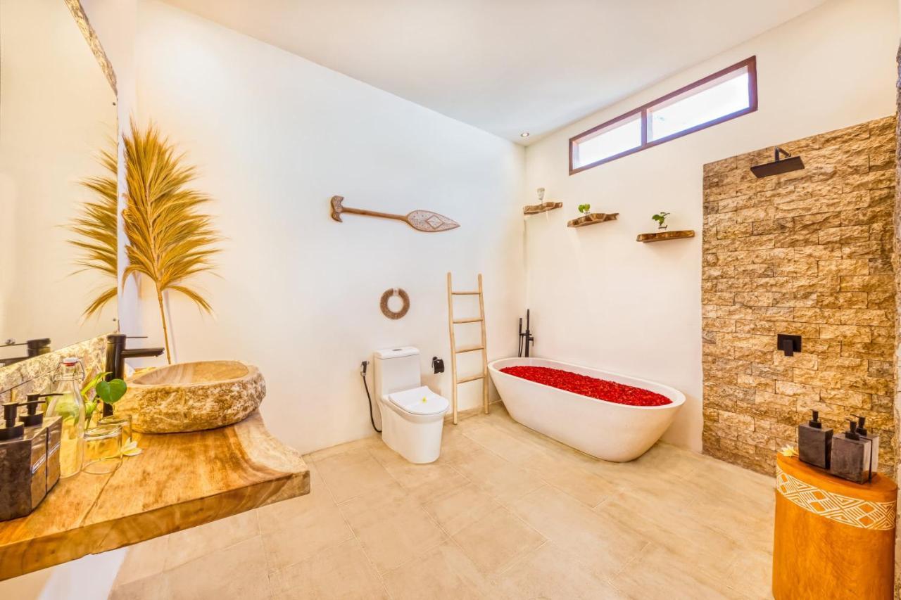 Waikiki - Brand New 4bdr With Huge Pool Seminyak (Bali)