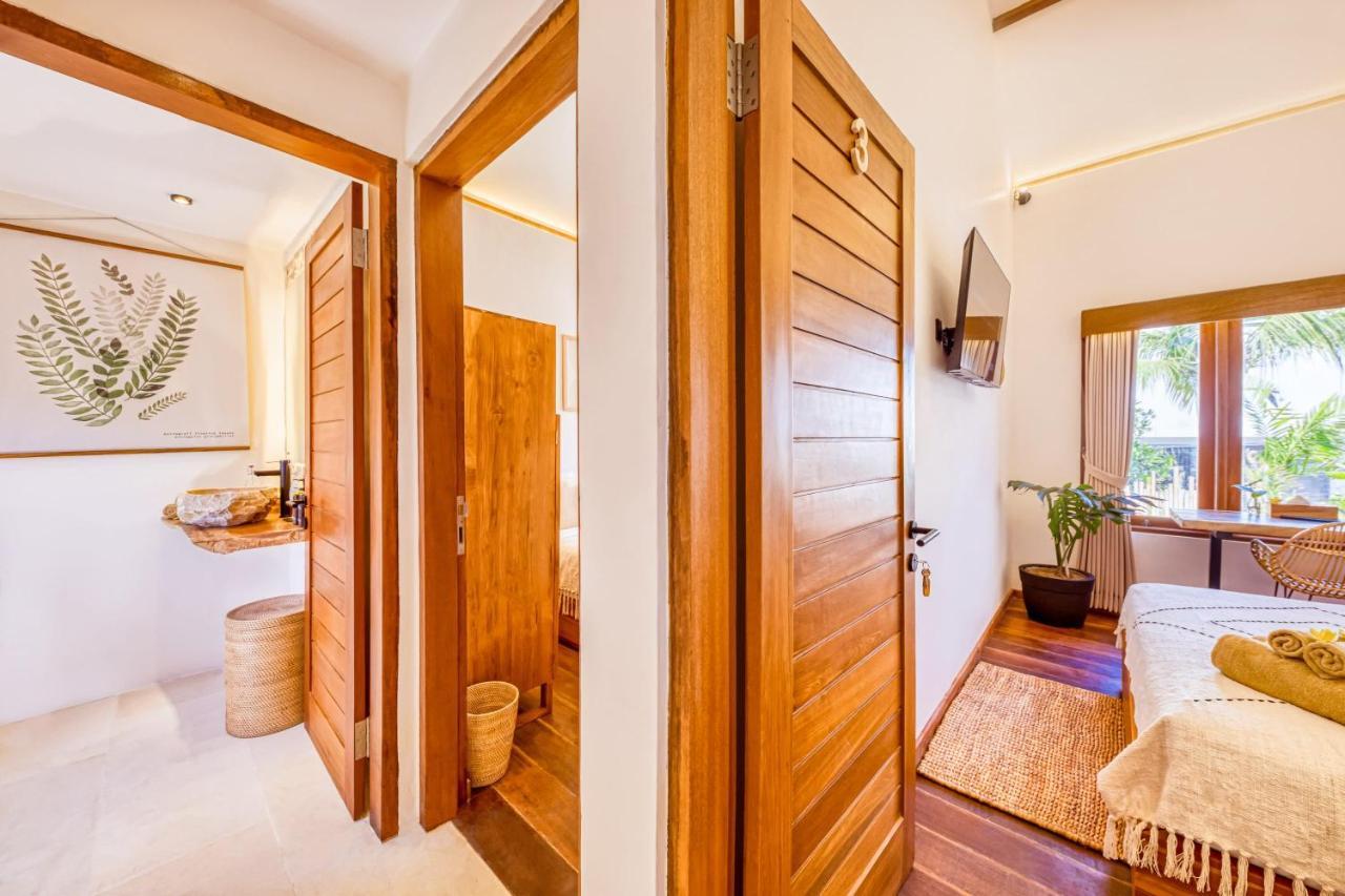 Waikiki - Brand New 4bdr With Huge Pool *